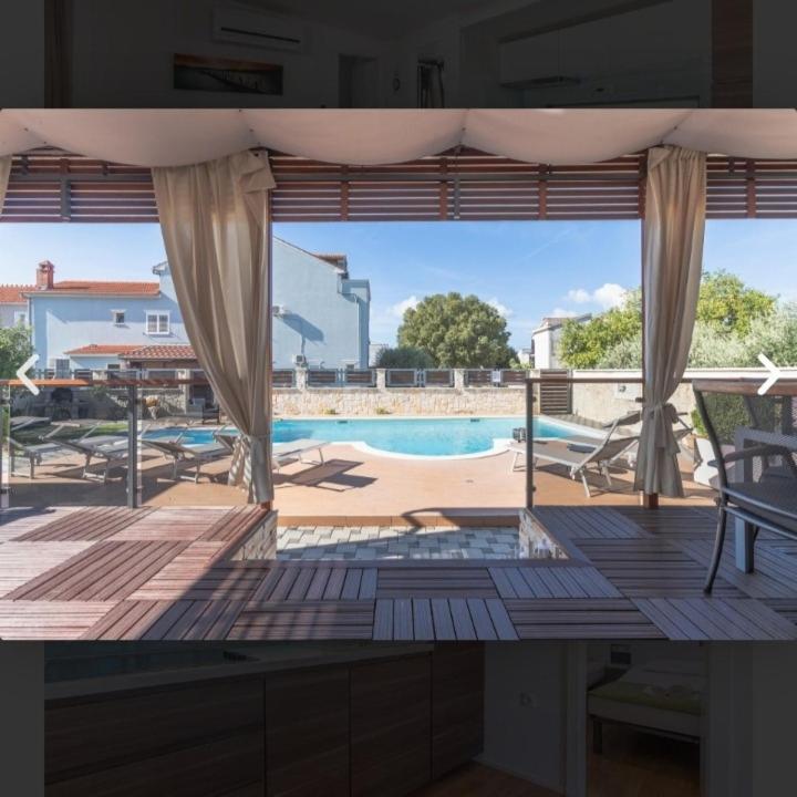Tomica Apartments With Pool Биоград-на-Мору Экстерьер фото